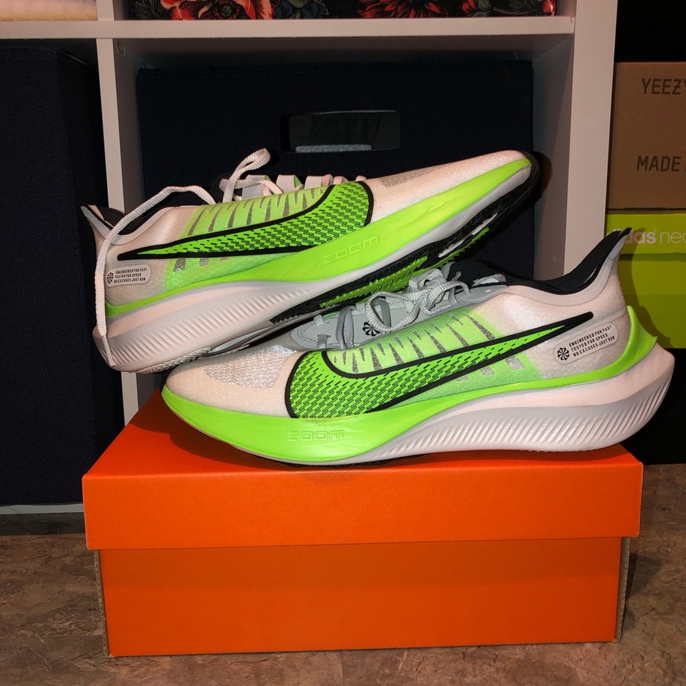 Nike Zoom Gravity Size 9.5